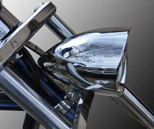 (19) HEADLIGHT 5 3/4" DIAMOND CUT ADJURE HOODED - Click Image to Close